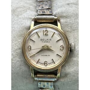 Vintage Belair 17 Jewels Incabloc Women’s Wind Watch